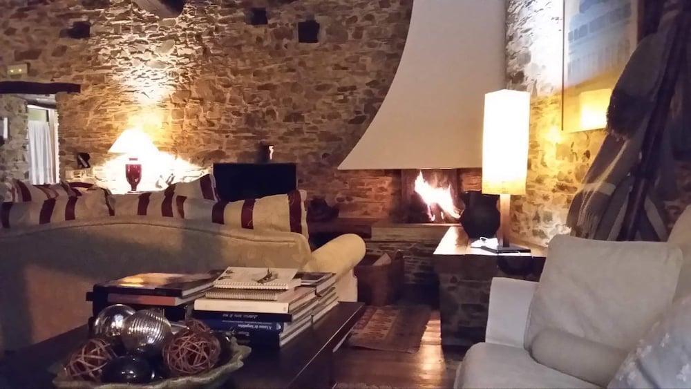 Bed and Breakfast Casa Peleyon à Castropol Extérieur photo